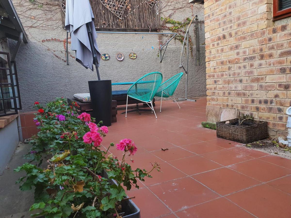 Happy Colourful Cottage Johannesburgo Exterior foto